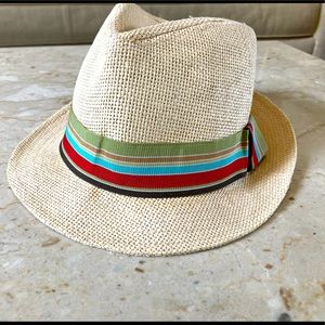 Straw fedora with multi-colored band